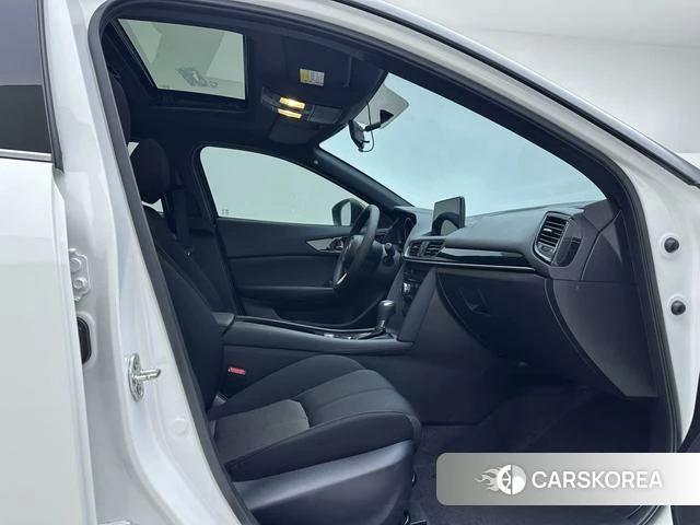 Mazda CX-4 id 4380511 из Китая 19
