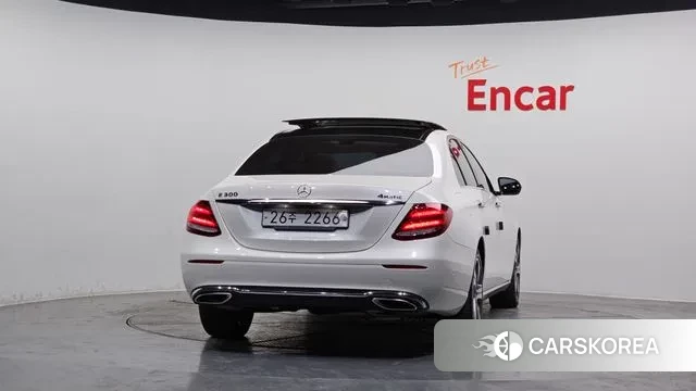 Mercedes-Benz E-Class W213 id 3672934 из Кореи 14