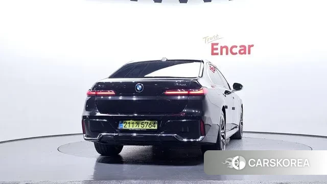 BMW 7 Series (G70) id 3750867 из Кореи 14