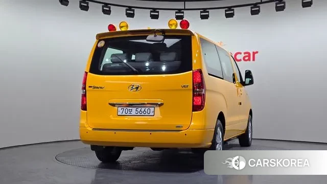 Hyundai The New Grand Starex id 3788636 из Кореи 13