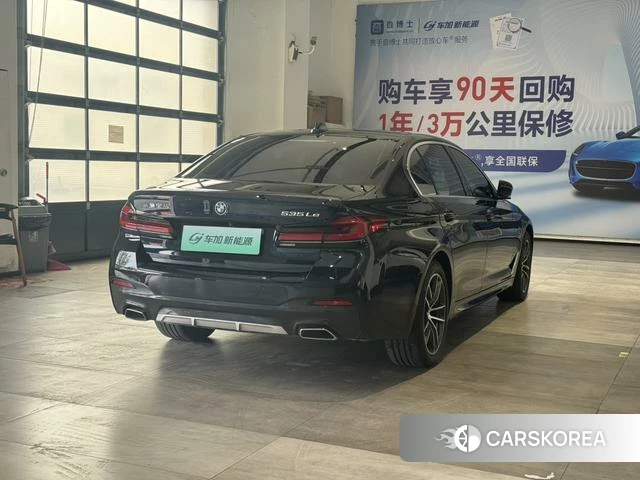 BMW 5 series PHEV 2022 Черный из Китая, фото 4