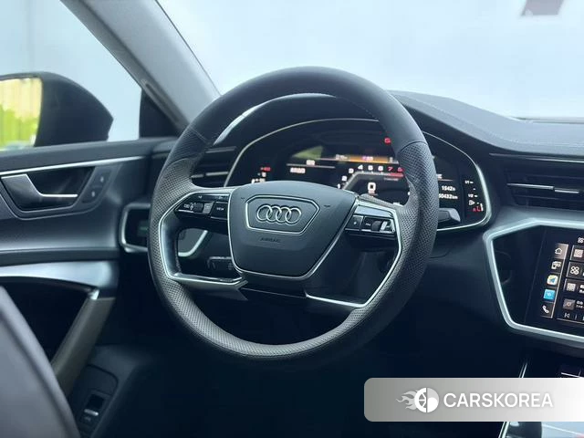 Audi A7L id 4333852 из Китая 28