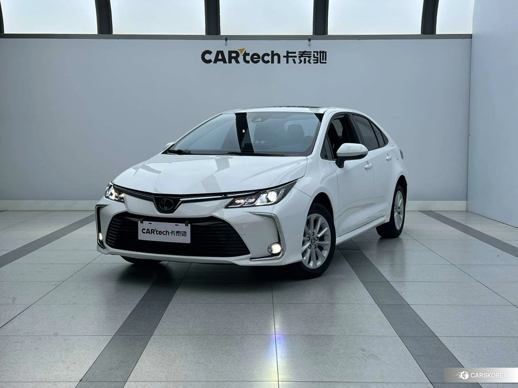 Toyota Corolla id 4479489 из Китая 17