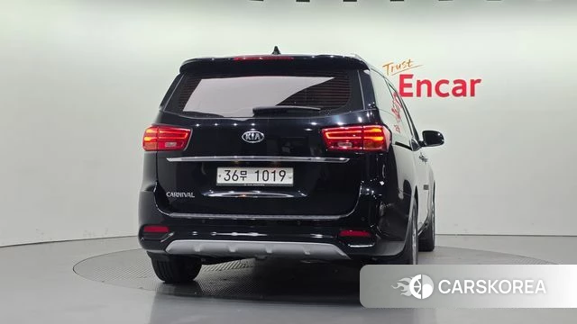 Kia The New Carnival id 4895185 из Кореи 28