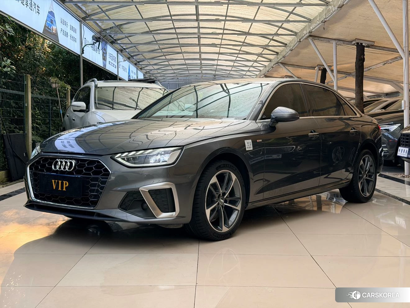 Audi A4L 2020 Темно-серый из Китая, фото 4