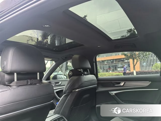 Audi A6L id 4328625 из Китая 11