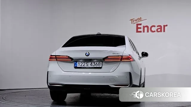 BMW 5 Series (G60) id 3733183 из Кореи 14