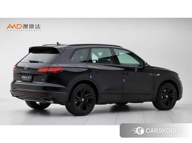 Volkswagen Touareg 2021 Черный из Китая, фото 4