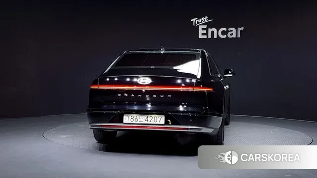 Hyundai Grandeur (GN7) id 3528882 из Кореи 14