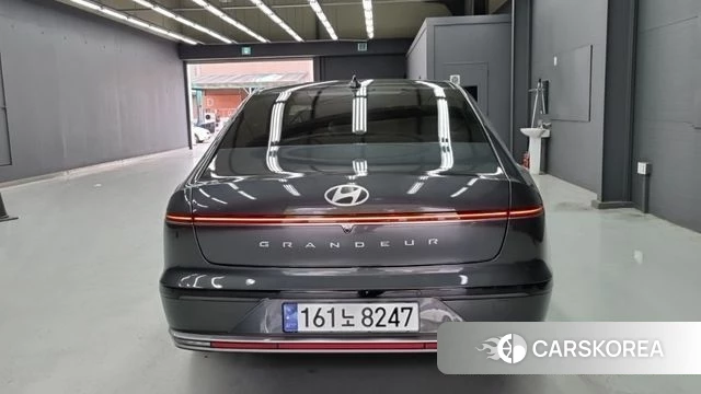 Hyundai Grandeur (GN7) id 4428032 из Кореи 12