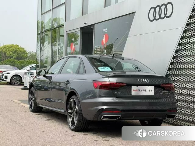 Audi A4L 2024 Темно-серый из Китая, фото 4