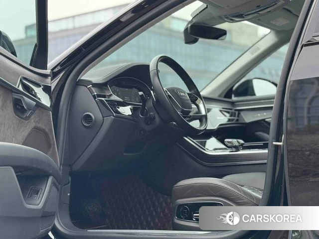 Audi A8 id 4277705 из Китая 12