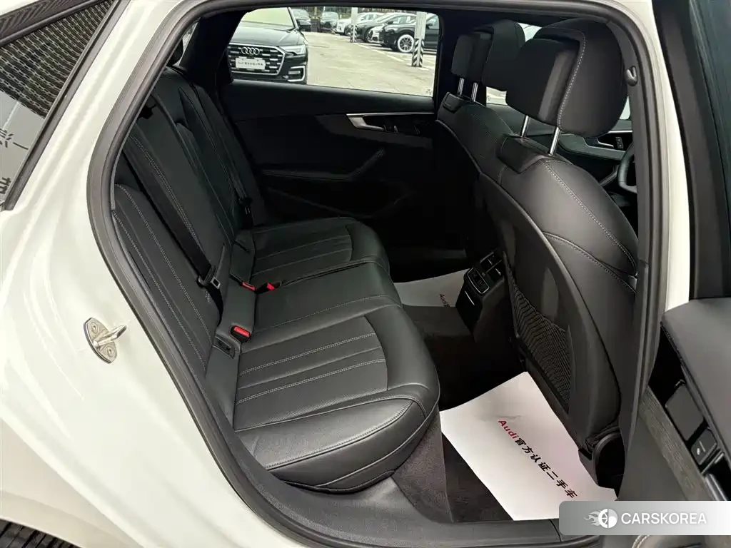 Audi A4L id 4653883 из Китая 13