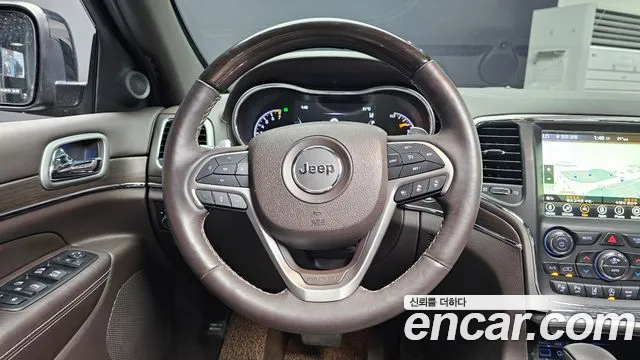 Jeep Grand Cherokee id 2632210 из Кореи 14