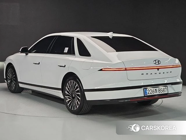 Hyundai Grandeur Hybrid (GN7) id 3841135 из Кореи 14