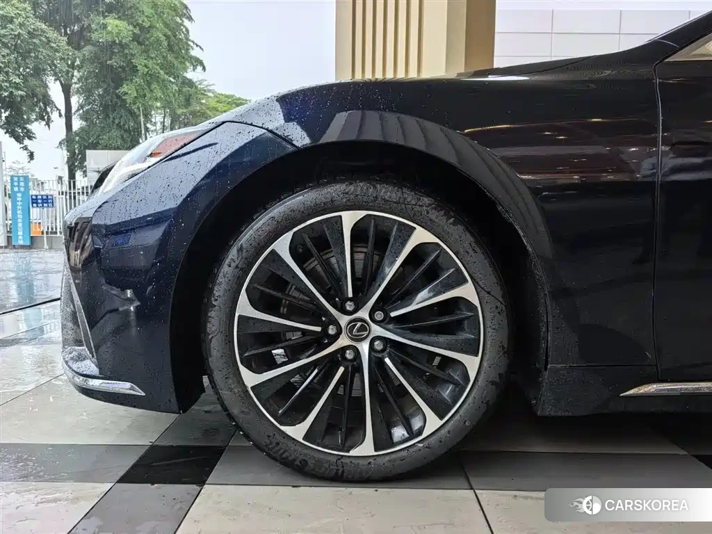 Lexus LS 2022 Синий из Китая, фото 5