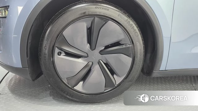 Tesla Model Y id 4381140 из Кореи 27