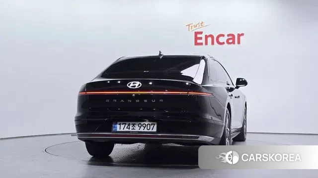 Hyundai Grandeur (GN7) id 3615226 из Кореи 14