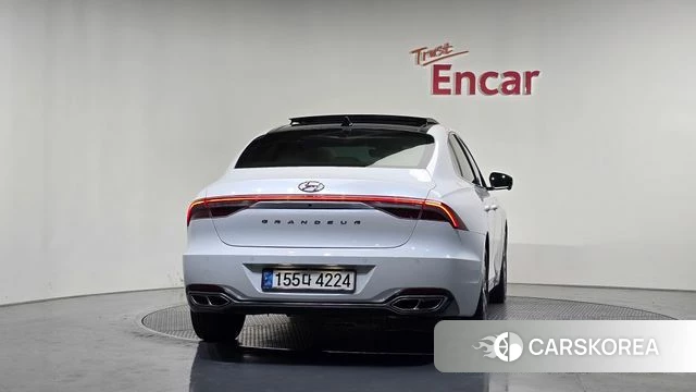 Hyundai The New Grandeur IG Hybrid id 4470655 из Кореи 25