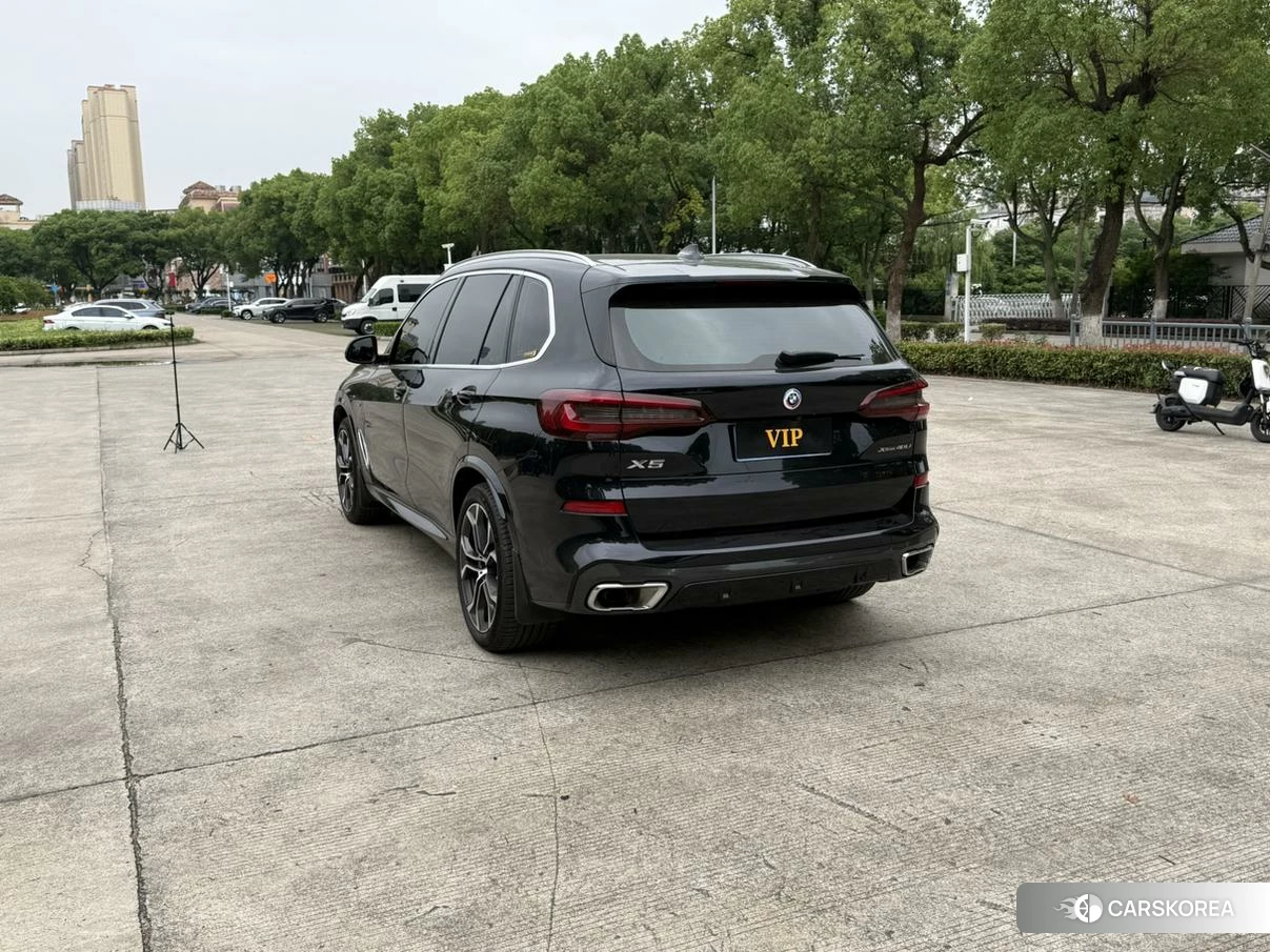 BMW X5 id 4504727 из Китая 8