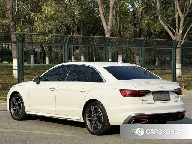 Audi A4L id 4300988 из Китая 9