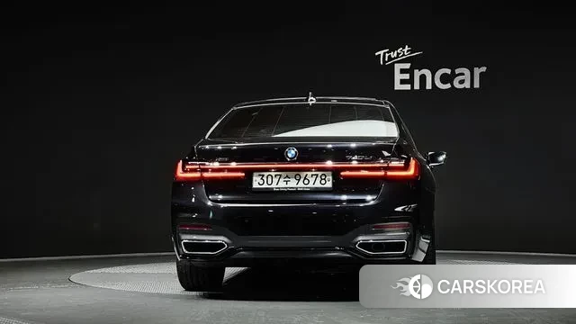 BMW 7 Series (G11) id 3028782 из Кореи 14