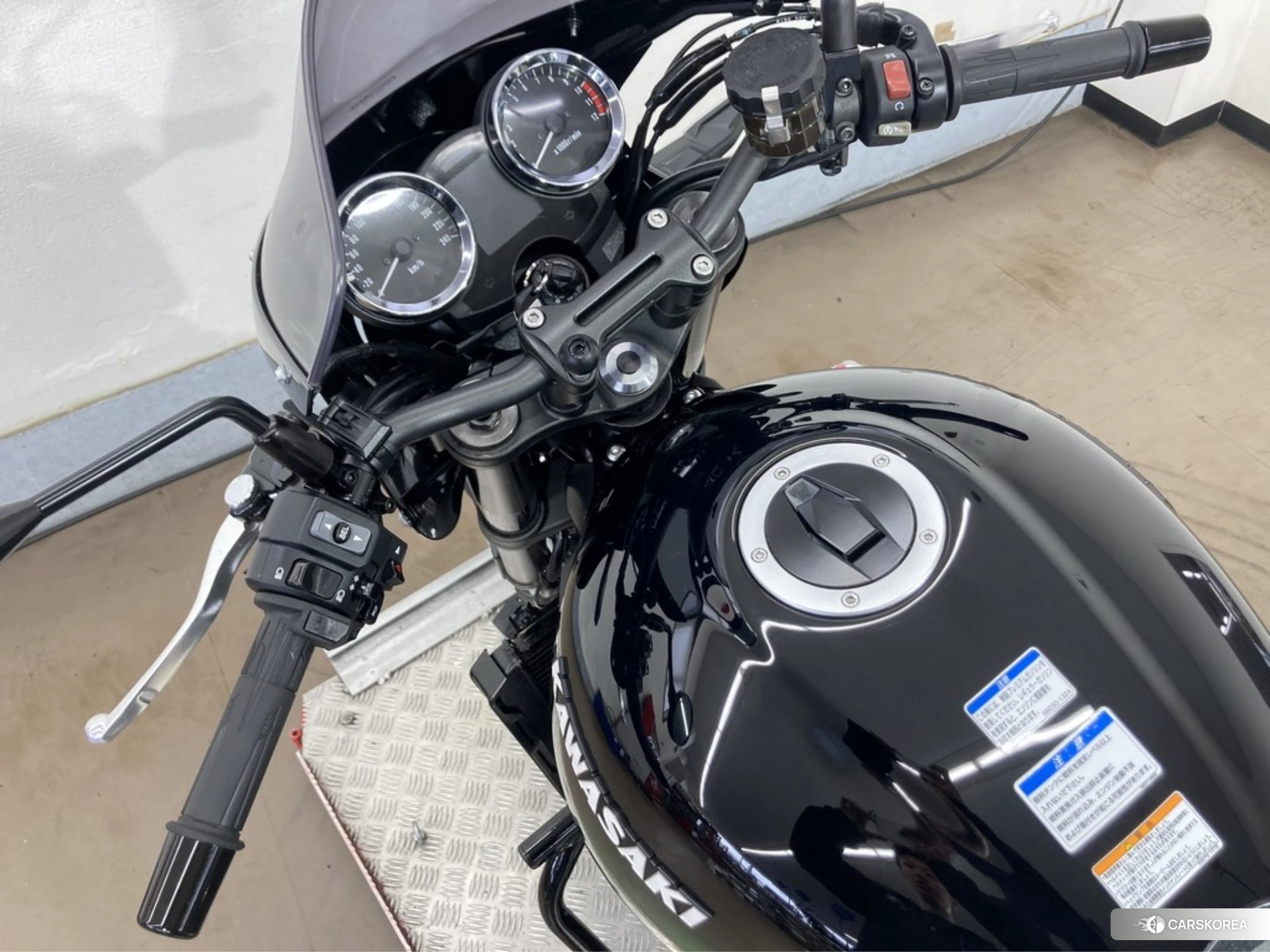 Kawasaki Z900RS CAFE id 4185342 из Японии 25