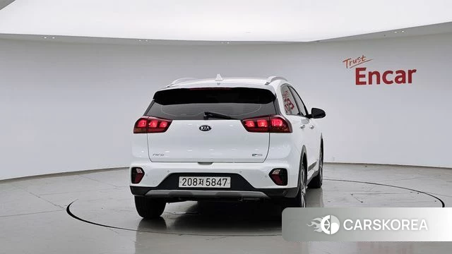 Kia The New Niro id 4446609 из Кореи 14