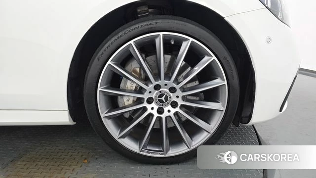 Mercedes-Benz E-Class W213 id 4361569 из Кореи 29