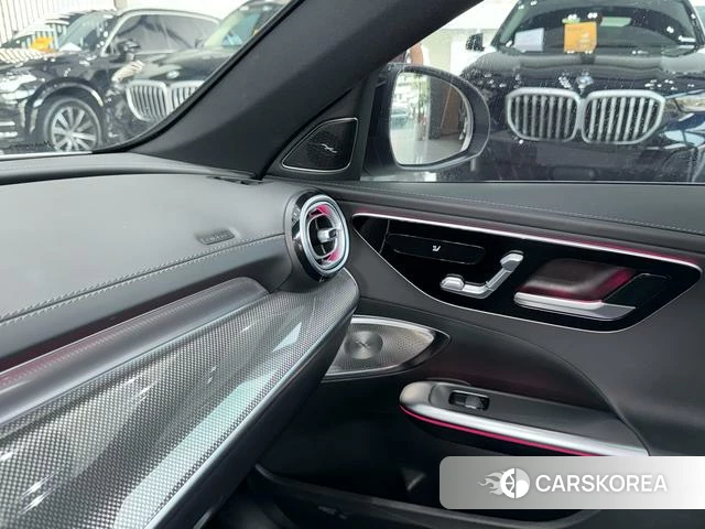 Mercedes-Benz Class C 2024 Белый из Китая, фото 4