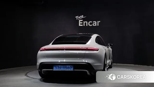 Porsche Taycan id 3546099 из Кореи 14