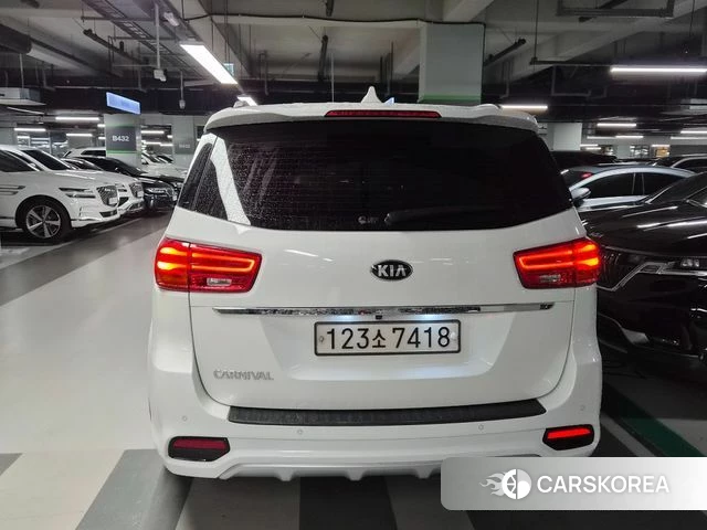 Kia The New Carnival id 3889426 из Кореи 10