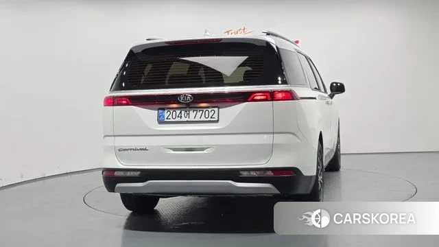 Kia Carnival 4th generation id 3390374 из Кореи 14