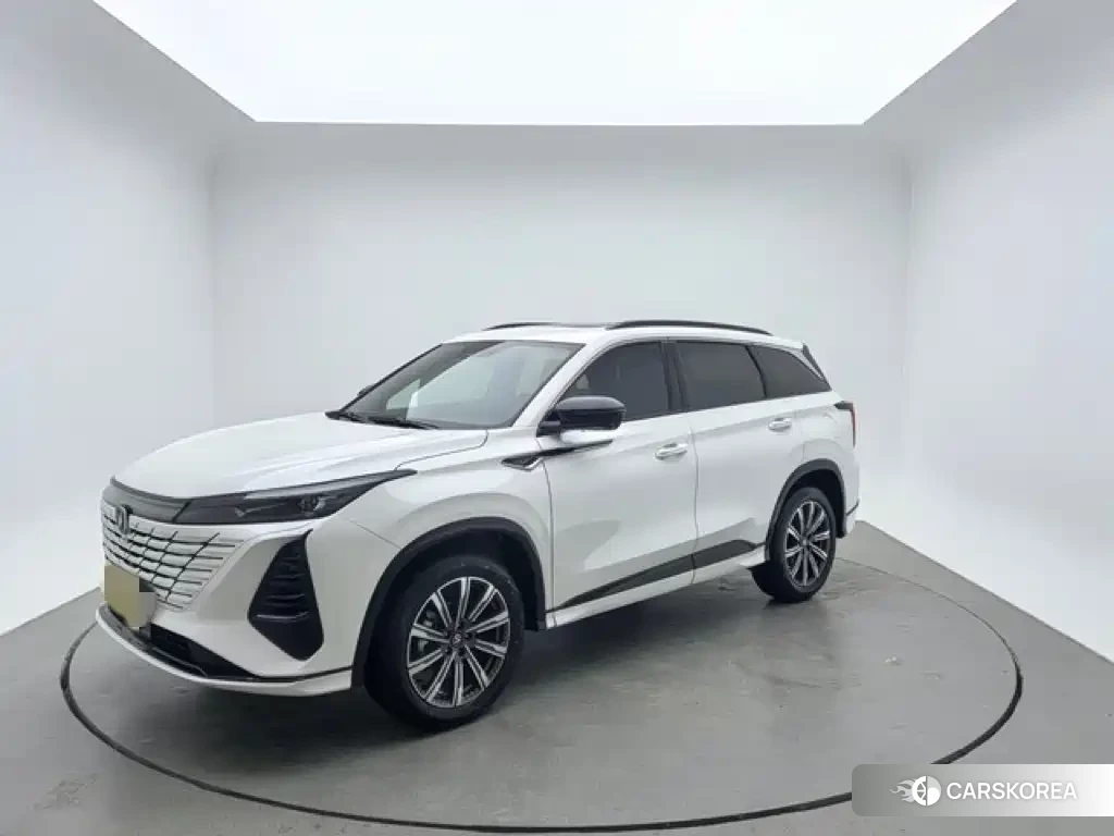 Chang'an Changan CS75PLUS 2025 Белый из Китая, фото 4