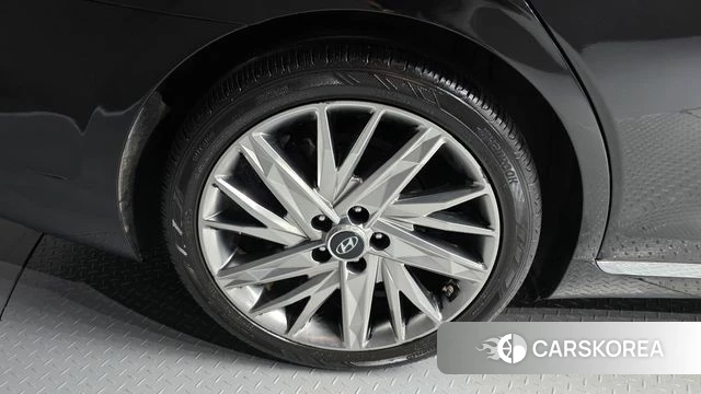 Hyundai The New Grandeur IG id 4873000 из Кореи 27
