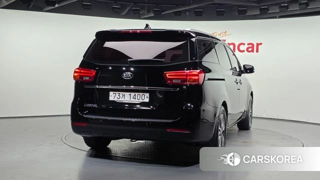 Kia The New Carnival id 4595597 из Кореи 23