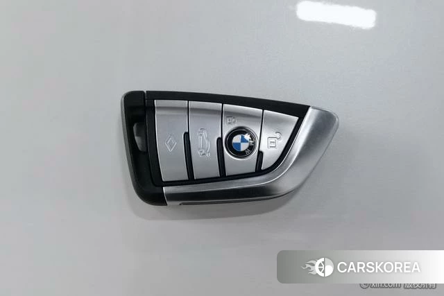 BMW X3 id 4329016 из Китая 18