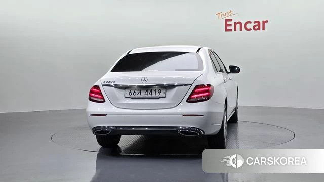 Mercedes-Benz E-Class W213 id 3873975 из Кореи 14