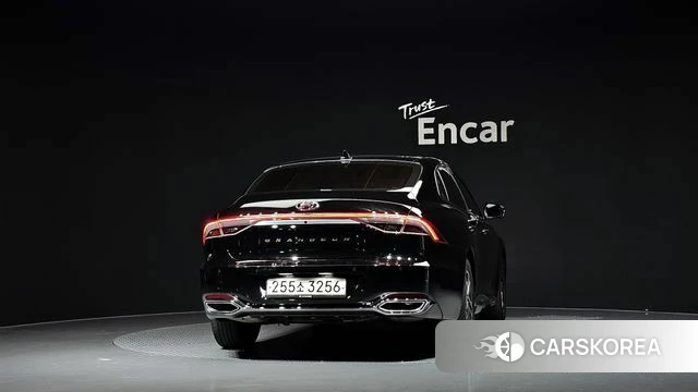 Hyundai The New Grandeur IG id 4429698 из Кореи 14