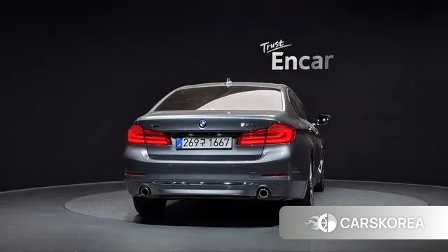 BMW 5 Series (G30) id 3469747 из Кореи 14