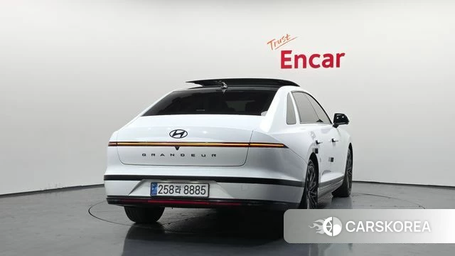 Hyundai Grandeur Hybrid (GN7) id 4230795 из Кореи 29