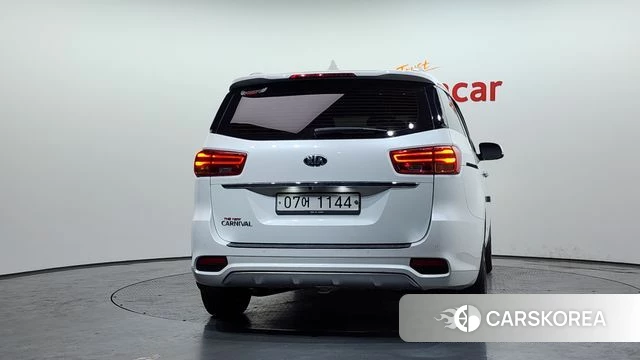 Kia The New Carnival id 3886505 из Кореи 14