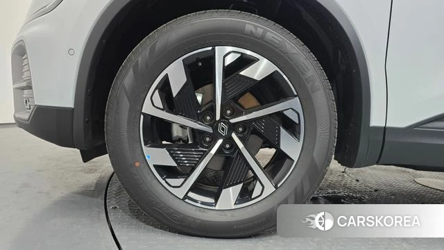 Renault Korea (Samsung) The New QM6 id 4752625 из Кореи 25