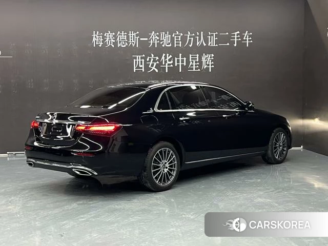 Mercedes-Benz E-class id 4263516 из Китая 11
