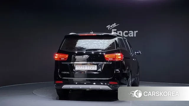 Kia The New Carnival id 3460174 из Кореи 14