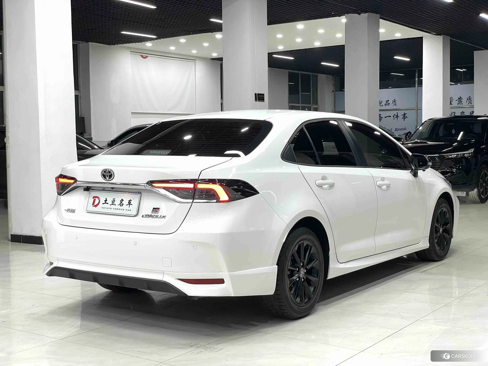 Toyota Corolla id 4473427 из Китая 11