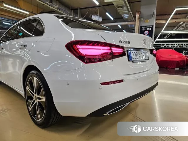 Mercedes-Benz A-Class W177 id 3596082 из Кореи 14