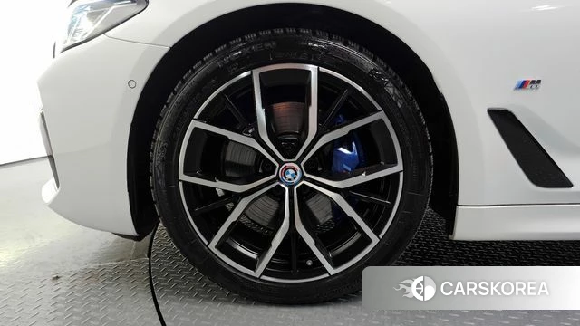 BMW 5 Series (G30) id 3940451 из Кореи 14