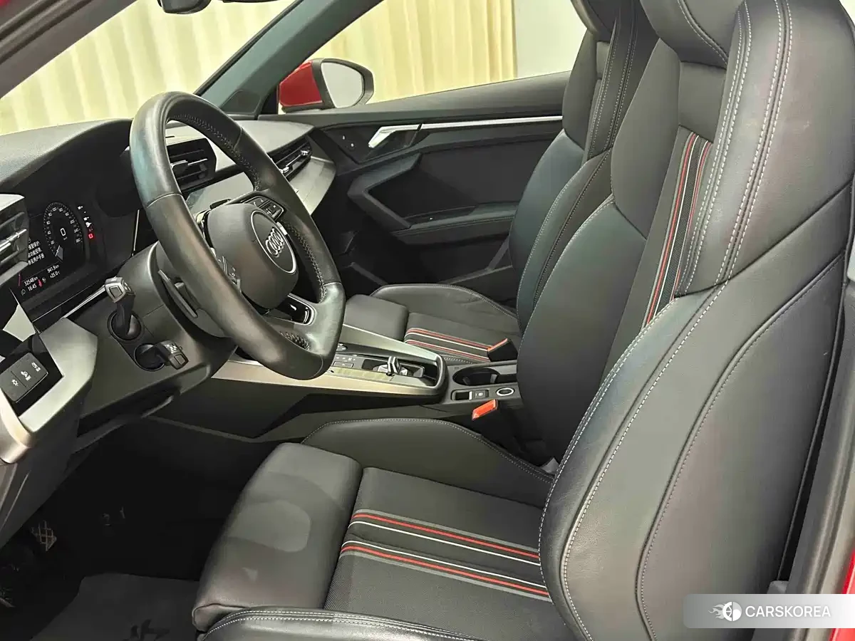 Audi A3 id 4589393 из Китая 16
