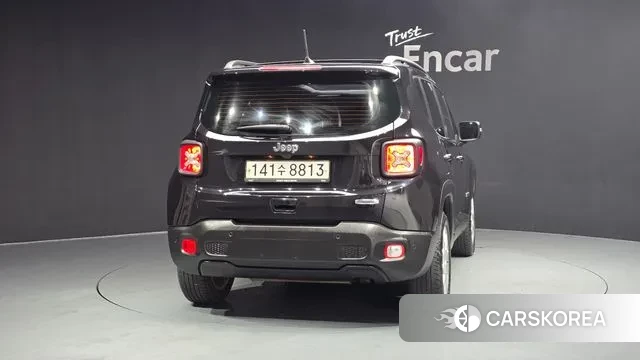 Jeep Renegade id 3468914 из Кореи 14